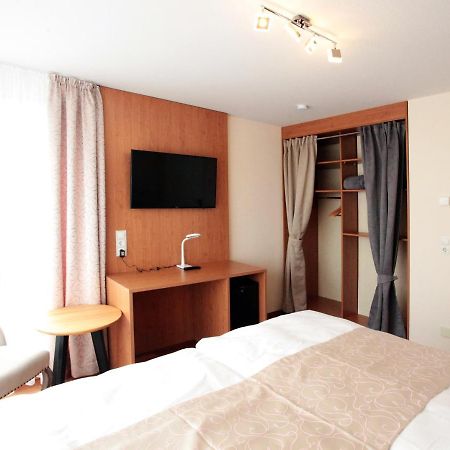 Lamex-Inn Hotel & Restaurant Kelkheim Esterno foto